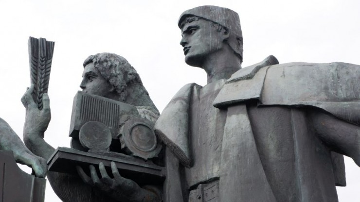 Соцфонд назвал трудовые сферы с самыми молодыми пенсионерами - новости ТИА