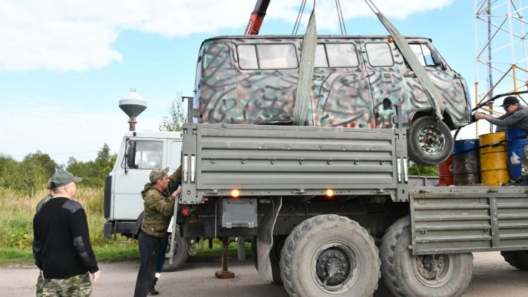 Жители Верхневолжья отправили бойцам на СВО технику, пиломатериалы и варенье - новости ТИА