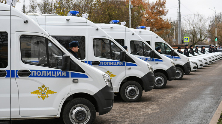 Полицейским Тверской области передали 16 новых служебных автомобилей - новости ТИА