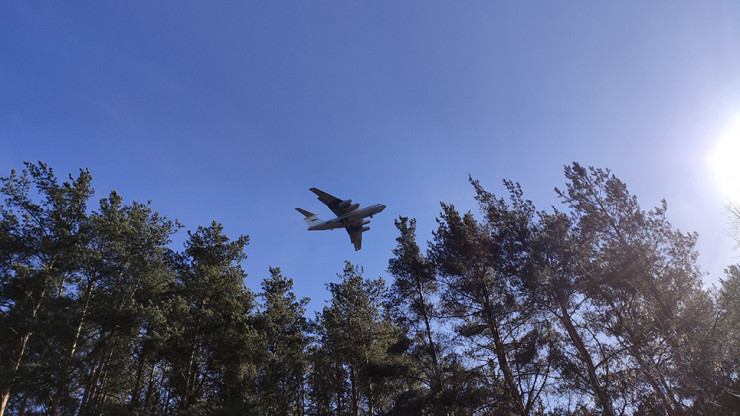 Авиадиспетчер уснул и потерял Ил-76, который летел в Тверскую область - новости ТИА