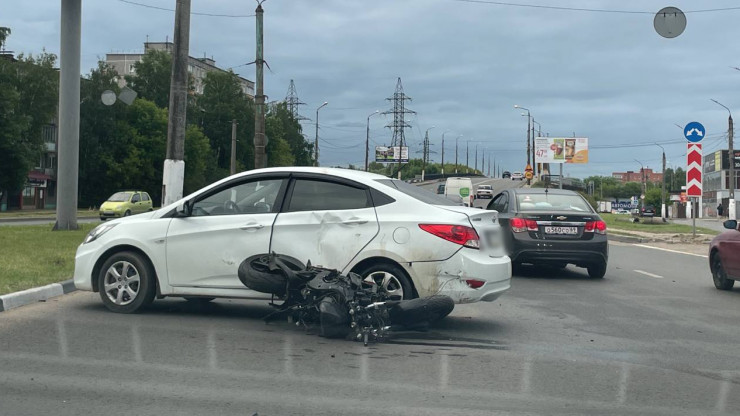В Твери в аварии пострадал мотоциклист - новости ТИА