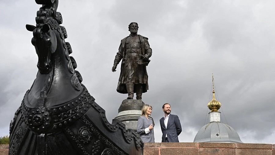 Фото: МАХ Виталия Королева