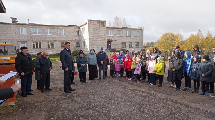 В Тверской области в двух школах установили мемориальные доски погибшим в СВО - новости ТИА