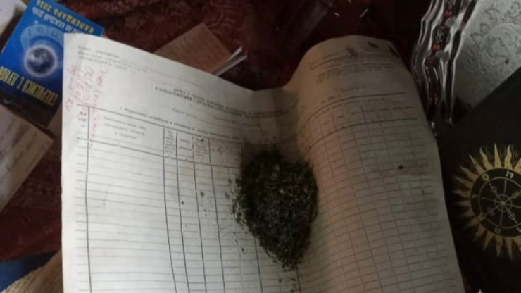Житель Нелидовского округа хранил дома "закрутки" с наркотиками - новости ТИА