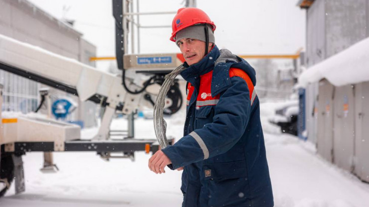 В Тверской области энергетики работают в режиме полной готовности к снегопадам - новости ТИА
