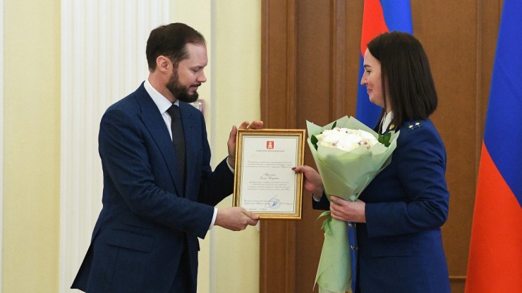 Виталий Королев поздравил работников прокуратуры Верхневолжья с профессиональным праздником - новости ТИА