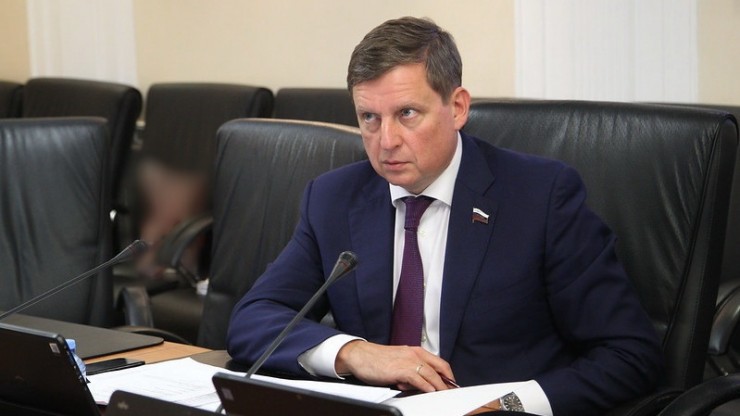 Тверской сенатор Андрей Епишин награжден Орденом Почета - новости ТИА