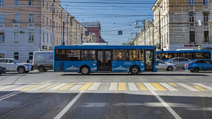 "Верхневолжское АТП" подготовило автобусы к летнему сезону - новости ТИА