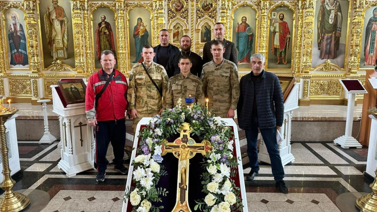 После победы в турнире тверские боксёры поклонились мощам святого Александра Невского - новости ТИА