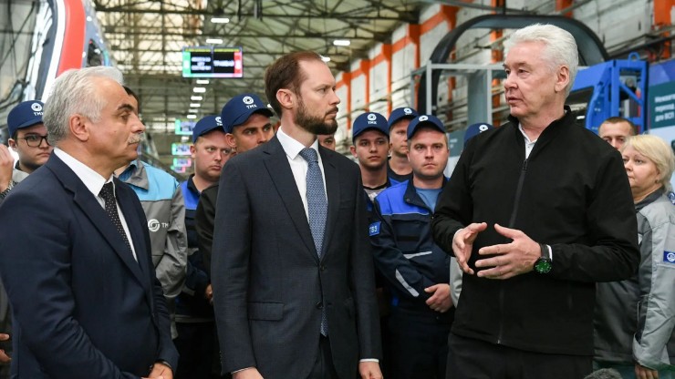 Виталий Королев и Сергей Собянин оценили передовую продукцию ТВЗ - новости ТИА