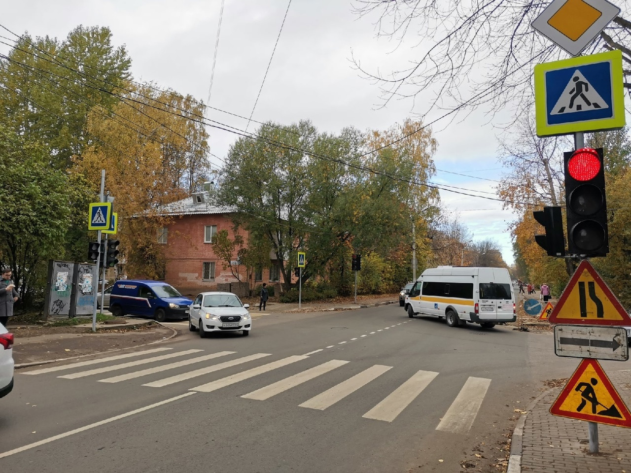 В Твери на улице Склизкова заработал новый светофор | 12.10.2022 | Тверь -  БезФормата