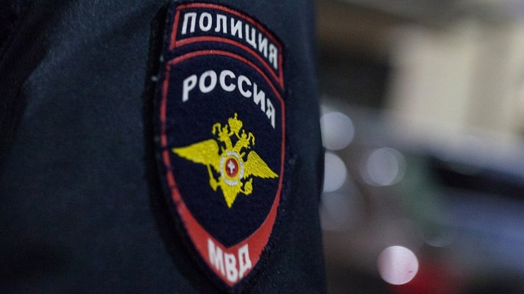 Жительнице Твери пришлось прыгать из окна от двух грабителей - новости ТИА