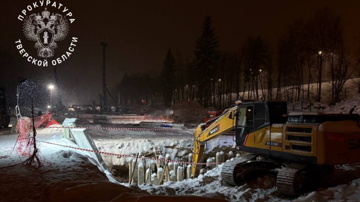 Под Тверью молодого мужчину убило плитой на стройке ВСМ - новости ТИА