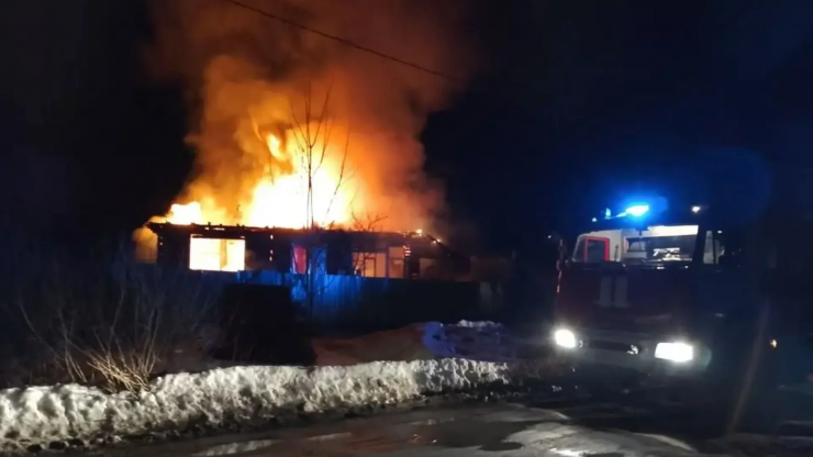В Тверской области в сгоревшем ночью доме нашли труп - новости ТИА