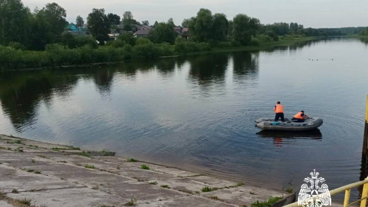 Из реки в Тверской области достали тело мужчины - новости ТИА