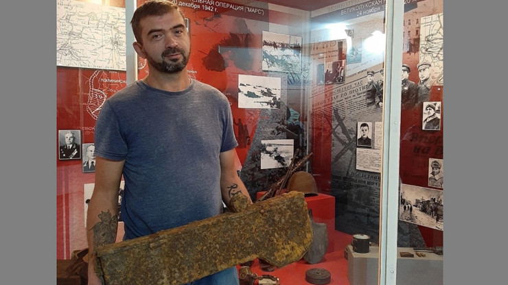 Житель Твери нашел металлический ящик с ППШ времен Великой Отечественной войны - новости ТИА