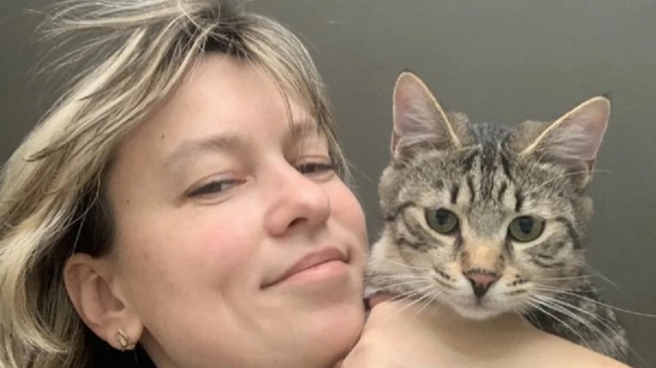 Сотрудница тверской полиции вне службы помогает бездомным животным - новости ТИА