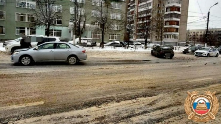 Пострадавшему при ДТП в Твери потребовалась медпомощь - новости ТИА