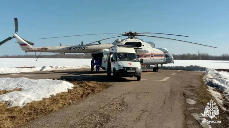 Пациента районной больницы доставили в Тверь вертолетом - новости ТИА