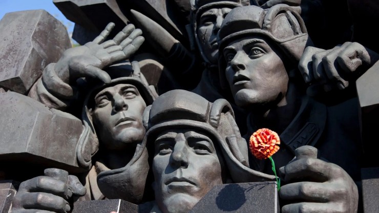 Стало известно, когда памятник экипажу Степана Горобца вернут на улицы Твери - новости ТИА
