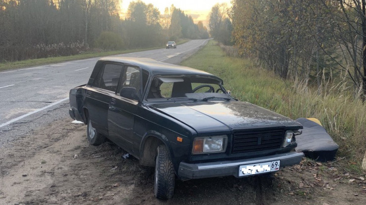 В Тверской области в ДТП на встречке пострадали два водителя - новости ТИА