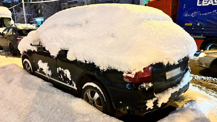 Тверских водителей предупреждают о мокром снеге с дождем - новости ТИА