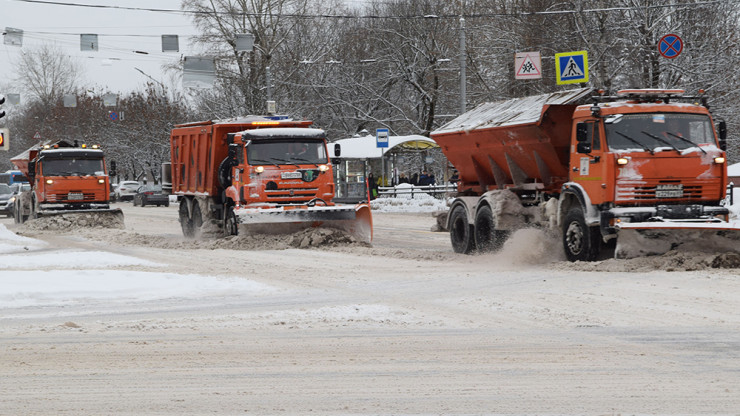 ЖЭК вывезла с улиц Твери почти 1700 кубометров снега - новости ТИА
