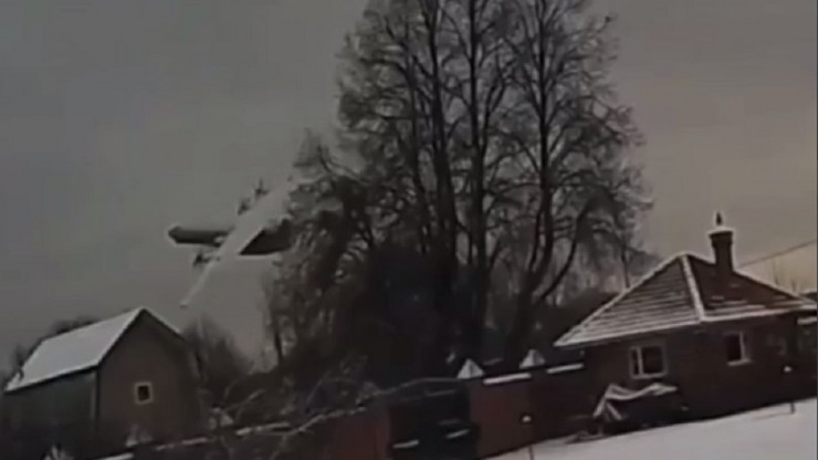 Появилось видео крушения тверского самолета Ан-22 в Ивановской области - новости ТИА