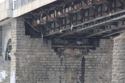 У опоры Старого Волжского моста в Твери разрушается кладка - Народные Новости ТИА