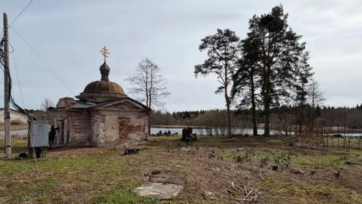 В Тверской области волонтеры спасают старинную часовню и усадьбу анархиста - новости ТИА