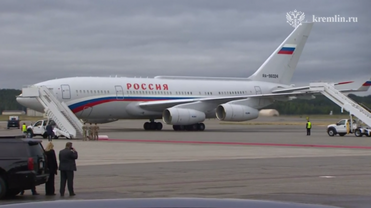 Владимир Путин и Дональд Трамп встретились на Аляске - новости ТИА