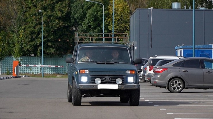 Тверские волонтеры подготовили автомобиль для бойцов на курском направлении - новости ТИА