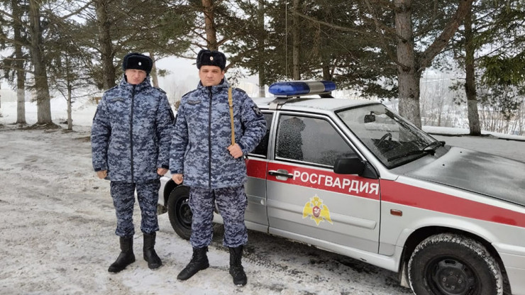Ржевские росгвардейцы рассказали о спасении людей из недавнего пожара - новости ТИА