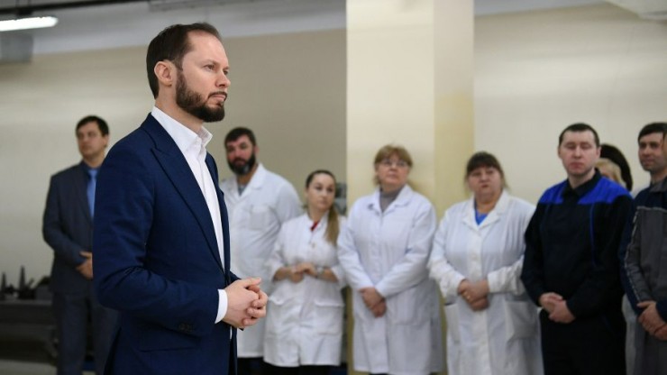 Глава региона провел встречу с сотрудниками Старицкого механического завода - новости ТИА
