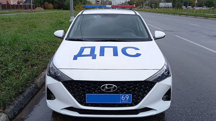 В Тверской области водитель несколько лет ездил с "липовыми" правами - новости ТИА