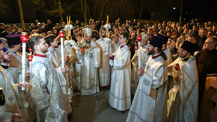 В храмах Тверской области прошли  пасхальные богослужения - новости ТИА