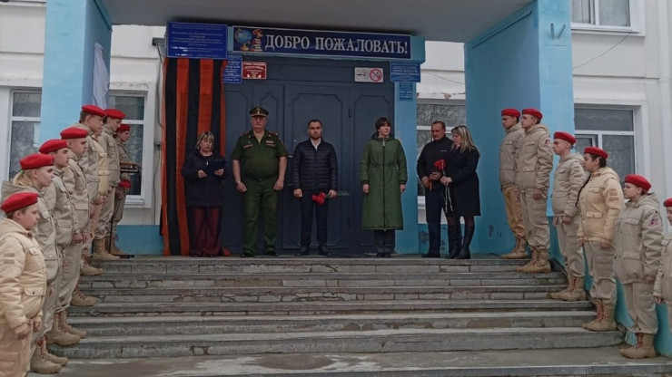 В Тверской области открыли мемориальную доску в честь погибшего в СВО бойца - новости ТИА