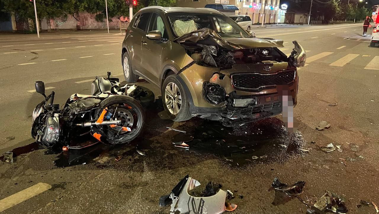 В Твери ночью произошло серьёзное ДТП с авто и мотоциклом | 16.06.2024 |  Тверь - БезФормата