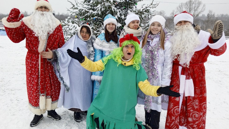 На парад Дедов Морозов в Тверскую область приехали тетушка Лаппи и Морозец Паккайне - новости ТИА