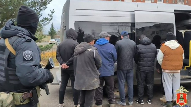 В Тверской области за год 55 человек лишились гражданства за преступления - новости ТИА