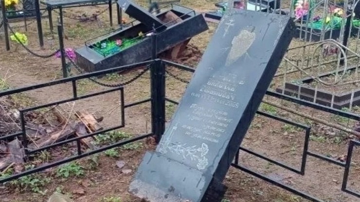 Стали известны подробности погрома на кладбище в Дмитровой Горе - новости ТИА