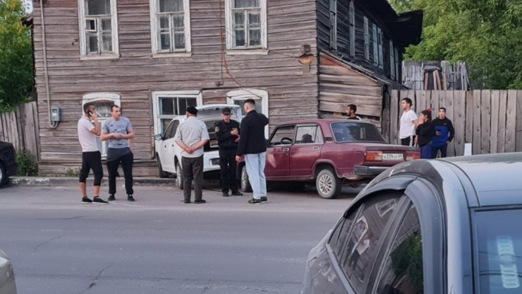 В Торжке машина врезалась в дом - новости ТИА