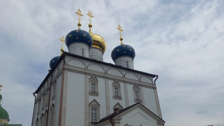 В главном храме Твери архипастырь освятит яблоки нового урожая - новости ТИА