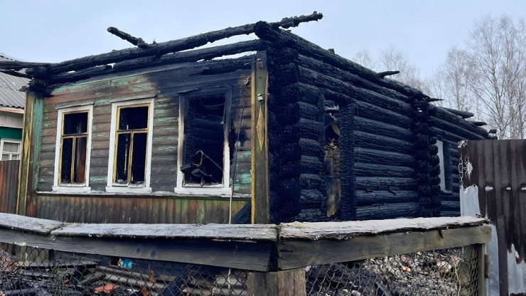 В МЧС назвали причину пожара в Весьегонске, где погибла супружеская пара - новости ТИА