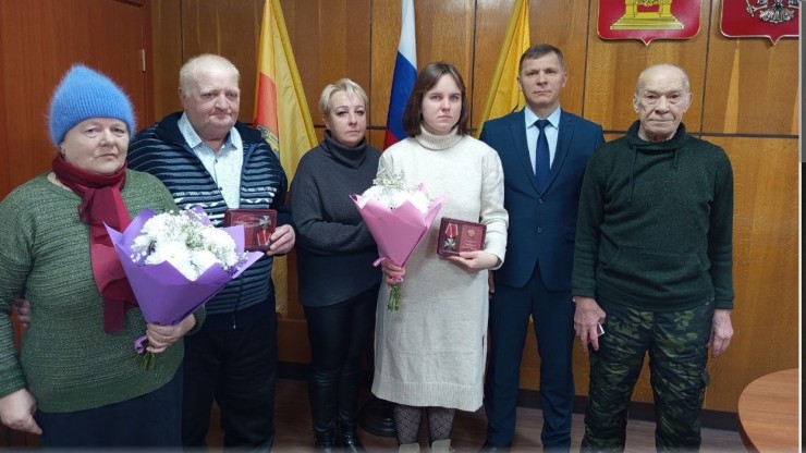 В Тверской области родственникам бойцов СВО вручили посмертные награды - новости ТИА
