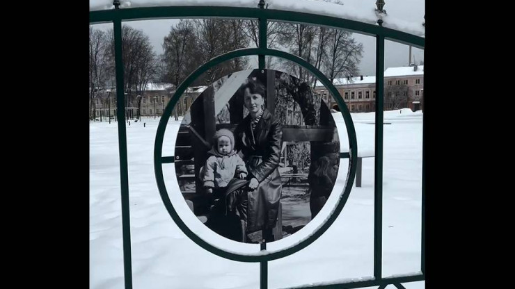 В Вышнем Волочке благодаря старым фотографиям забор стал арт-объектом - новости ТИА