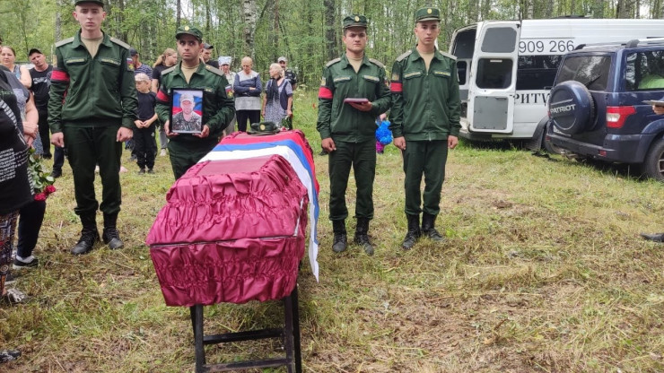 В Тверской области похоронили погибшего в СВО старшину Сергея Шаманского - новости ТИА