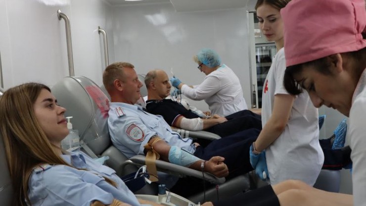 В Твери полицейские пополнили банк крови на 23,5 литра - новости ТИА