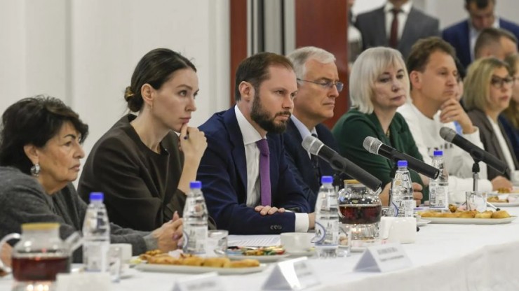 Виталий Королев: больницы Верхневолжья перейдут на новую систему работы - новости ТИА