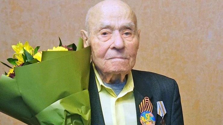 В Тверской области участник войны Николай Баранов отметил 99-летие - новости ТИА